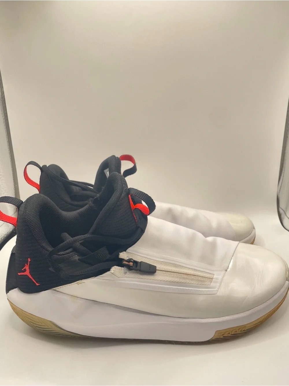 Jordan Kids White, Black and Red Zip-Top Sneakers